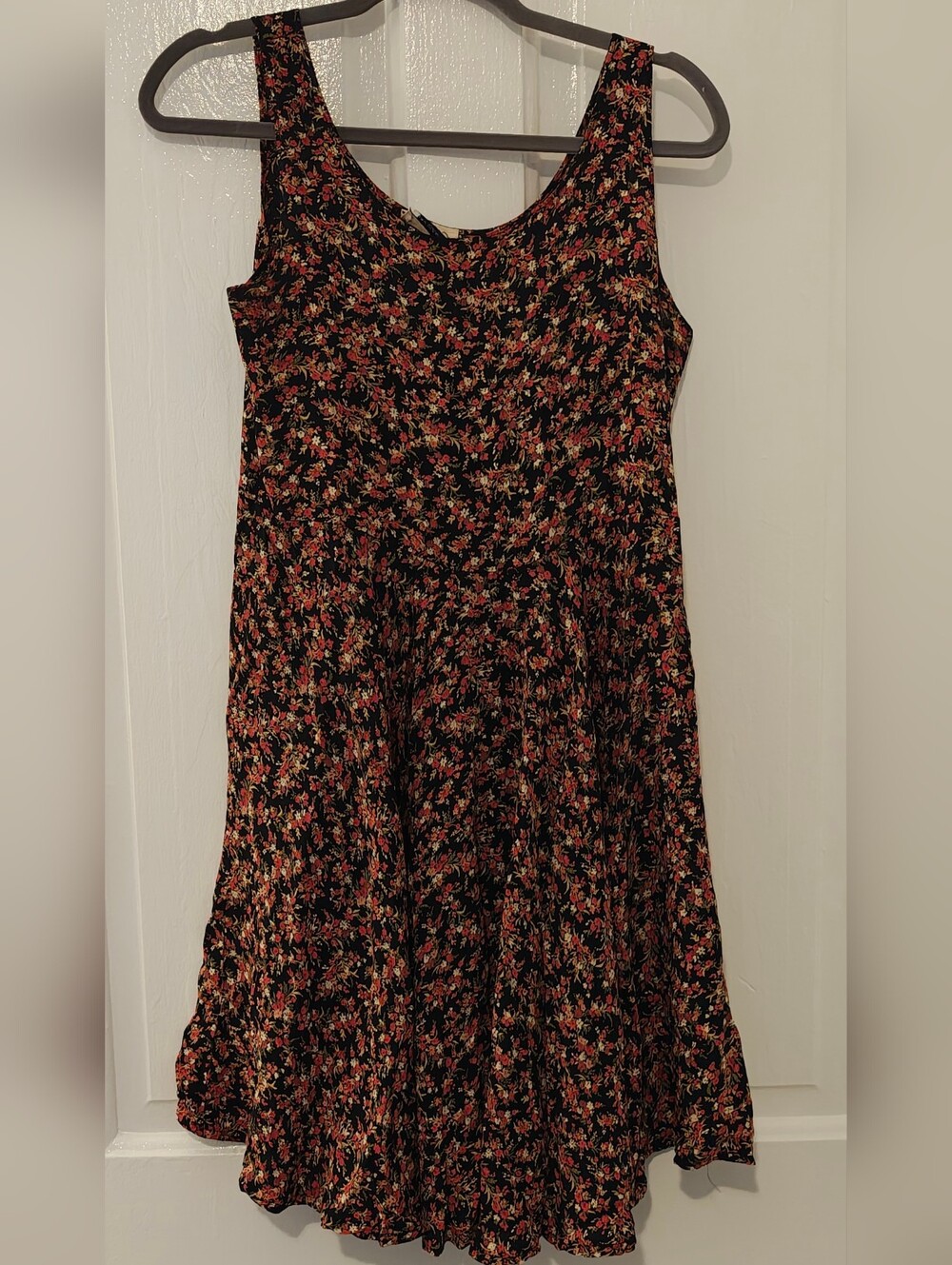 Black Floral Sleeveless Midi Dress